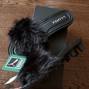 NWT Puma Fenty Faux Fur Slide Sandals 9.5